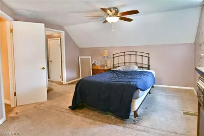 906 Elizabeth Court, Cuyahoga Falls, OH 44221 - Photo 31