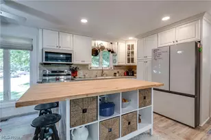 1501 Corrib Ave NW, Canton, OH 44708 - Photo 5
