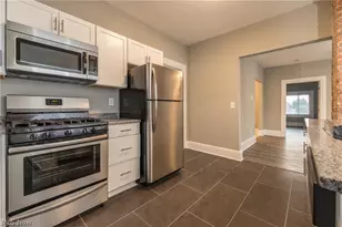 1387 W 69th St, Loveland, OH 44102 - Photo 7