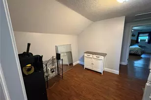 12096 Baumhart Rd, Amherst, OH 44001 - Photo 9