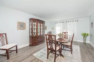 614 Red Rock Dr, Wadsworth, OH 44281 - Photo 9