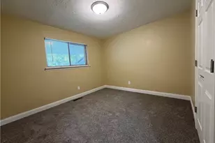 2636 Martha Ave NE, Canton, OH 44705 - Photo 15