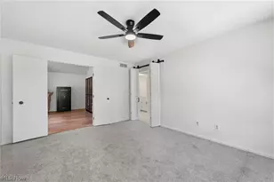 550 Russet Woods Ln, Aurora, OH 44202 - Photo 11