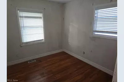 23580 Comstock Road, Huber Heights, OH 44146 - Photo 7
