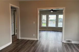 310 Broad St, Wadsworth, OH 44281 - Photo 11