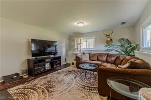 6478 Fairfax Dr, Mentor, OH 44060 - Photo 13