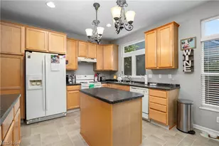 652 Lakeside Dr, Avon Lake, OH 44012 - Photo 15