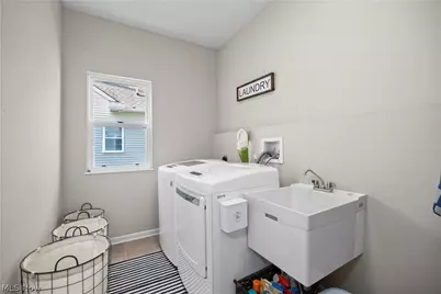 652 Lakeside Drive, Avon Lake, OH 44012 - Photo 25