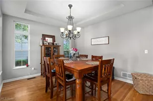 652 Lakeside Dr, Avon Lake, OH 44012 - Photo 3
