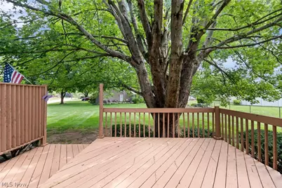 2329 Oak Point Drive, Akron, OH 44321 - Photo 29