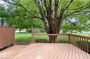 2329 Oakpoint Dr, Akron, OH 44321 - Photo 29