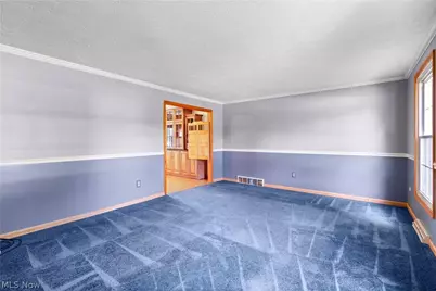 2329 Oak Point Drive, Akron, OH 44321 - Photo 5