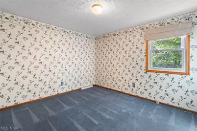2329 Oak Point Drive, Akron, OH 44321 - Photo 23