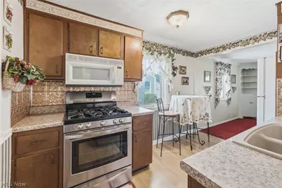 1108 Hawthorne Avenue SW, Canton, OH 44710 - Photo 9