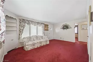1108 Hawthorne Ave SW, Canton, OH 44710 - Photo 3