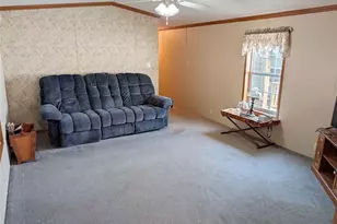 266 Bender St NE, Navarre, OH 44662 - Photo 9
