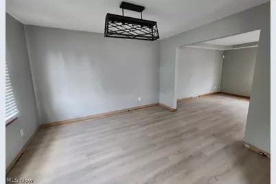 798 Devitt Avenue, Campbell, OH 44405 - Photo 17
