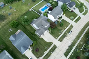 38524 Terrell Dr, North Ridgeville, OH 44039 - Photo 3
