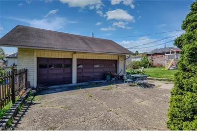 1132 Wellesley Avenue, Steubenville, OH 43952 - Photo 27