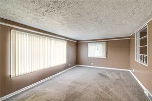 1231 Spangler St NE, Canton, OH 44714 - Photo 13