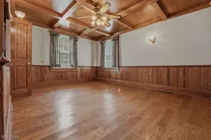 402 Williams Ave, Williamstown, WV 26187 - Photo 27
