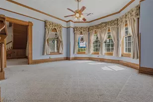 402 Williams Ave, Williamstown, WV 26187 - Photo 15