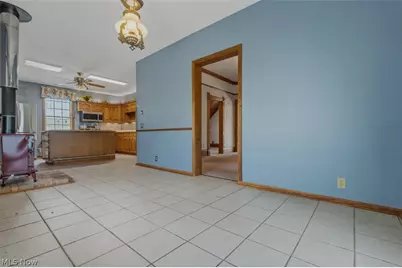 402 Williams Avenue, Williamstown, WV 26187 - Photo 23