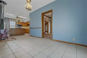 402 Williams Ave, Williamstown, WV 26187 - Photo 23