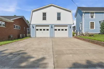 402 Williams Avenue, Williamstown, WV 26187 - Photo 43