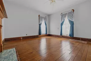402 Williams Ave, Williamstown, WV 26187 - Photo 31
