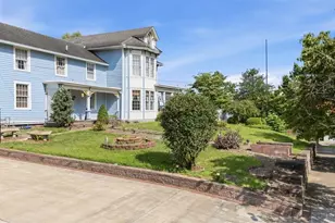 402 Williams Ave, Williamstown, WV 26187 - Photo 5