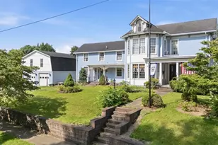 402 Williams Ave, Williamstown, WV 26187 - Photo 9