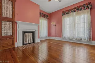 402 Williams Ave, Williamstown, WV 26187 - Photo 33