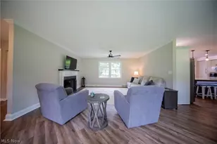 4564 Larkspur Ln, Bath, OH 44333 - Photo 5