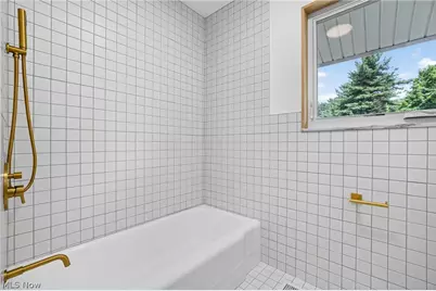 3866 Woodthrush Road, Akron, OH 44333 - Photo 27