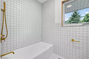 3866 Woodthrush Rd, Akron, OH 44333 - Photo 27