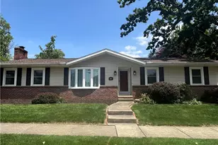 2017 10th St, Cuyahoga Falls, OH 44221 - Photo 1