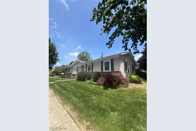 2017 10th Street, Cuyahoga Falls, OH 44221 - Photo 3