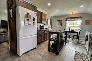 213 Oneal St, Belpre, OH 45714 - Photo 13