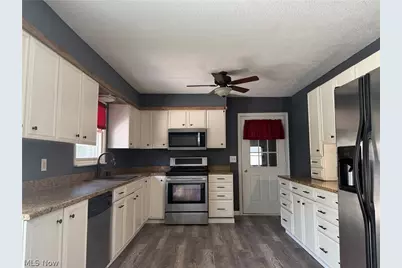 3337 Northern Street NE, Canton, OH 44721 - Photo 1