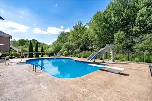 8021 Grayson Dr, Canfield, OH 44406 - Photo 35