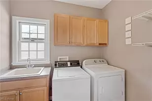 8021 Grayson Dr, Canfield, OH 44406 - Photo 27