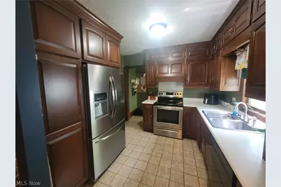241 Mohican Avenue, Orrville, OH 44667 - Photo 9
