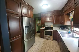241 Mohican Ave, Orrville, OH 44667 - Photo 9