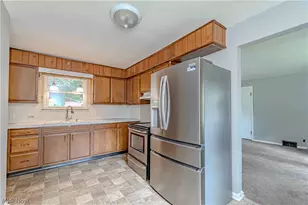 188 Saratoga Ave NW, Canton, OH 44708 - Photo 13