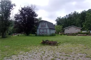 107 Jefferson St, Amsterdam, OH 43903 - Photo 3