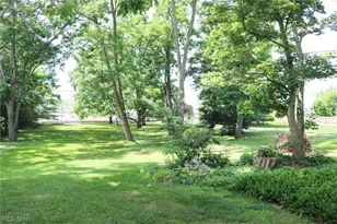 10556 E River Rd, Columbia Station, OH 44035 - Photo 29