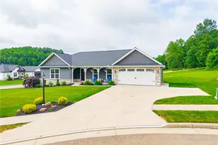 131 Sarah Ln, Millersburg, OH 44654 - Photo 3