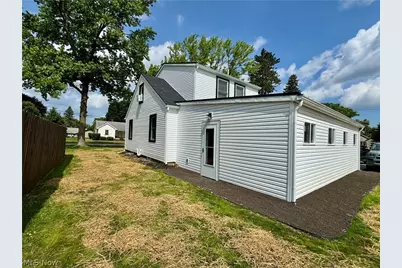 3706 Fargo Drive, Ashtabula, OH 44004 - Photo 9