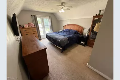 426 W 4th Street, Uhrichsville, OH 44683 - Photo 5